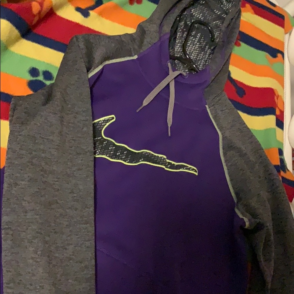 Nike Therma-Fit Pullover with Hoodie